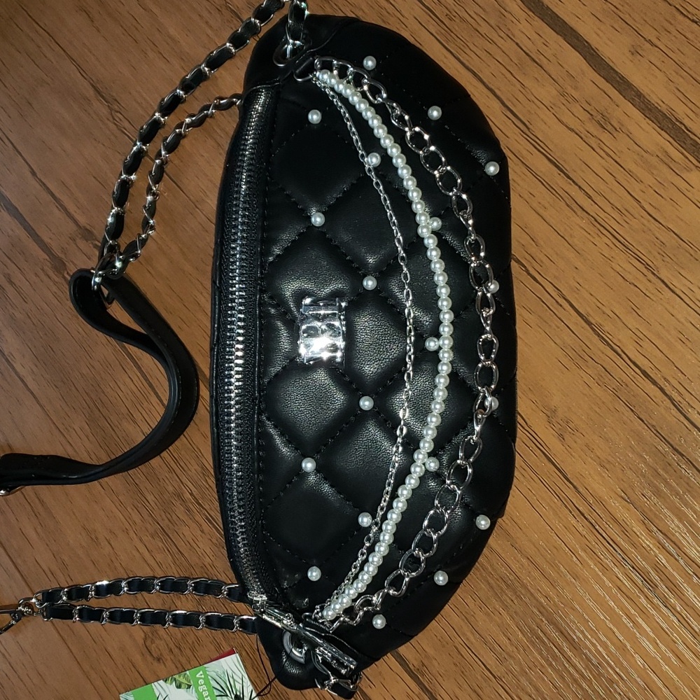 NWT Badgley Mischka